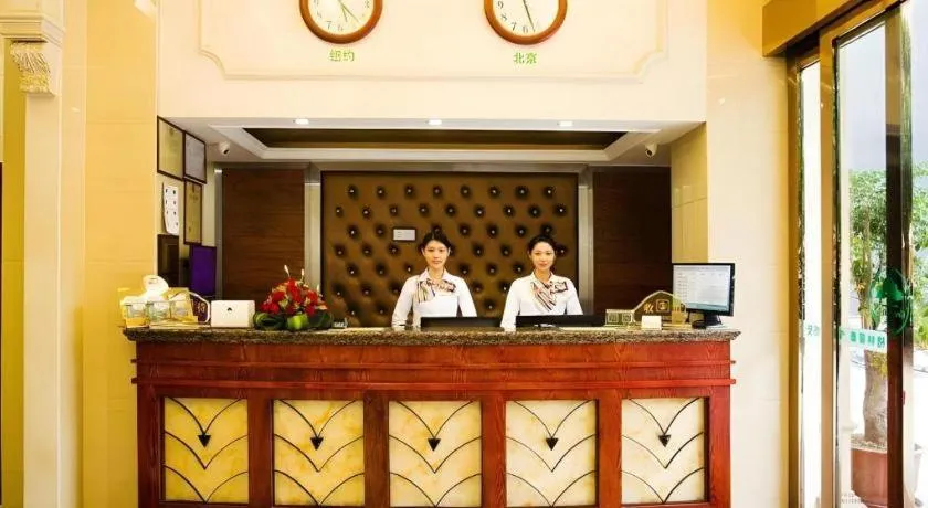 GreenTree Inn Jieyang North Linjiang Road Express Hotel