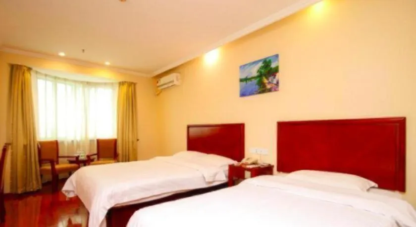 Bed in GreenTree Inn Lianyungang Guanyun Bus Station Zhenxing Garden Express Hotel