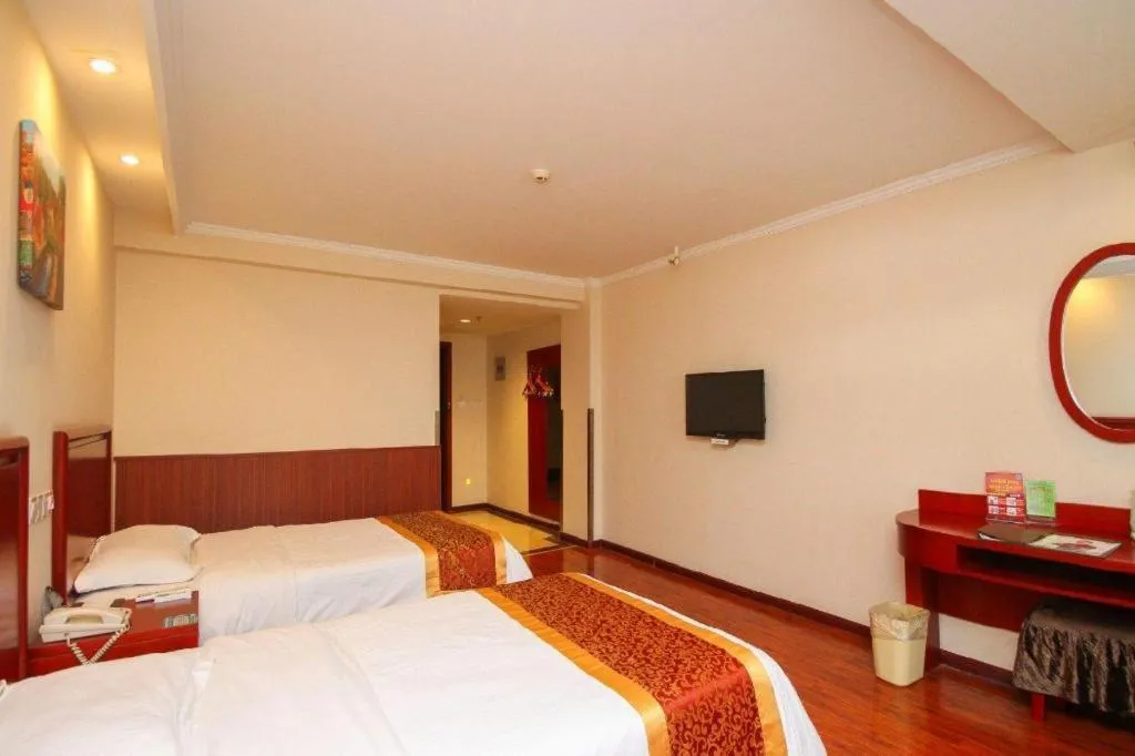 Bed in GreenTree Inn Lianyungang Guanyun Bus Station Zhenxing Garden Express Hotel