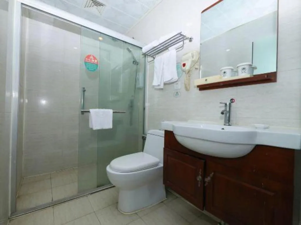 GreenTree Inn Zhejiang Ningbo Exhibition and Convention Center Bus East Station Express Hotel