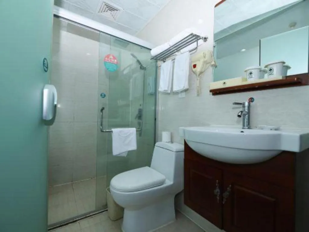 GreenTree Inn Zhejiang Ningbo Exhibition and Convention Center Bus East Station Express Hotel