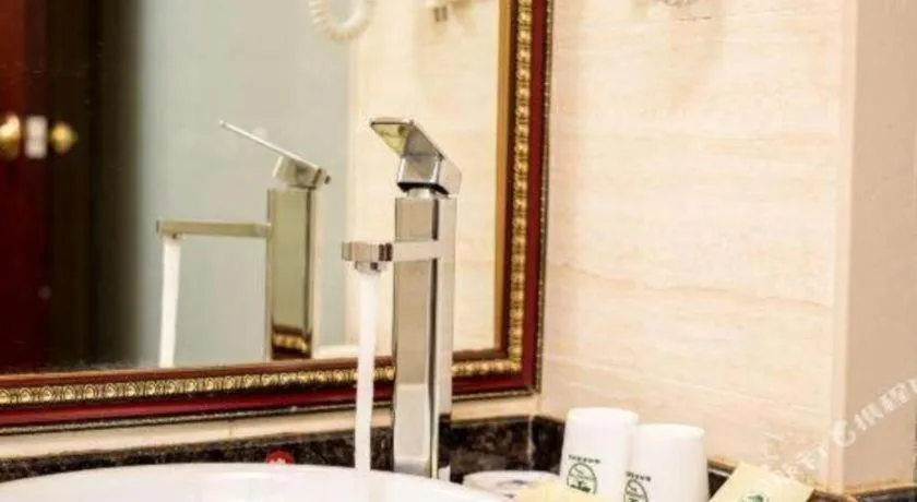 GreenTree Inn Guangzhou Baiyun International Airport Huaxi Road Express Hotel