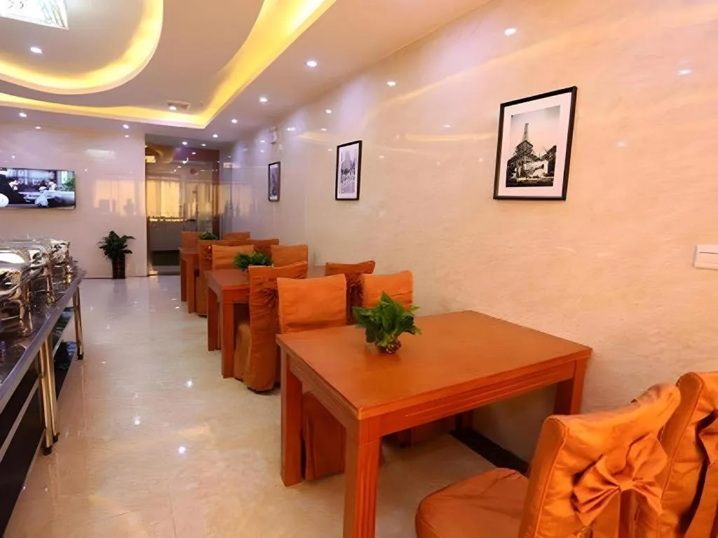 GreenTree Inn Guangzhou Baiyun International Airport Huaxi Road Express Hotel