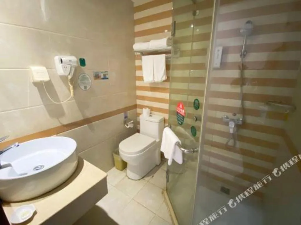 GreenTree Inn ShangHai KangQiao Industrial Zone JinXiu Road Business Hotel