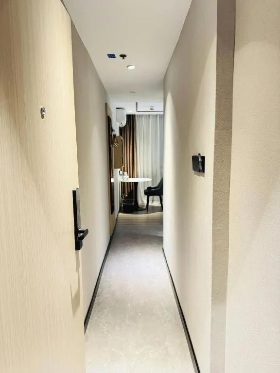 Bed in GreenTree Inn ShangHai KangQiao Industrial Zone JinXiu Road Business Hotel