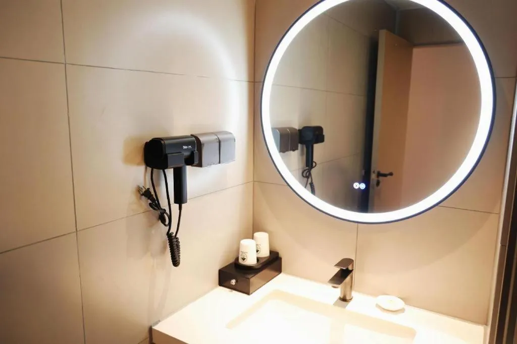 GreenTree Inn Suzhou Industrial Zone Yangcheng Lake Weiting Mong Kok Express Hotel