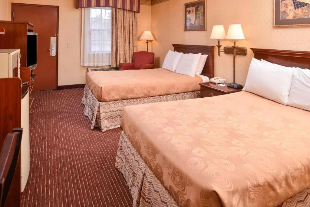 Bed in Americas Best Value Inn Alliance