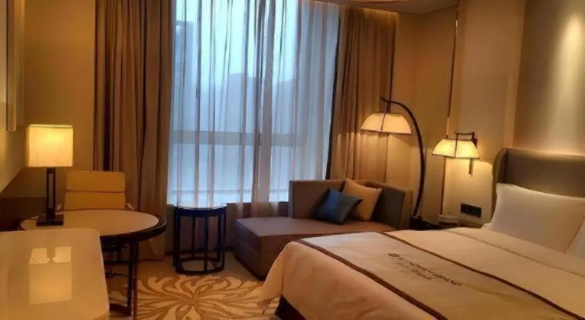 Bed in Wyndham Grand Plaza Royale Huayu Chongqing