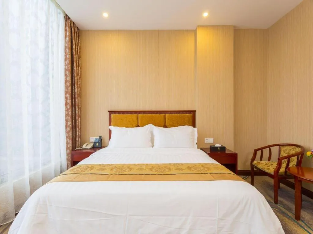 Bed in Junlai Hotel Pudong Airport Shanghai