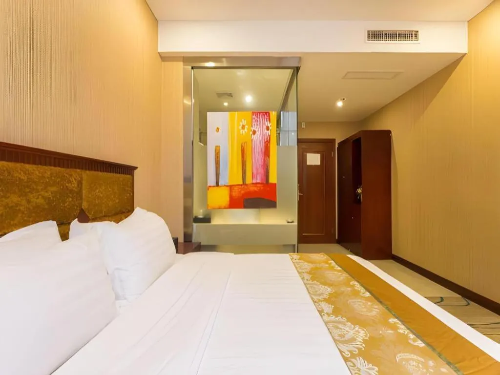 Bed in Junlai Hotel Pudong Airport Shanghai