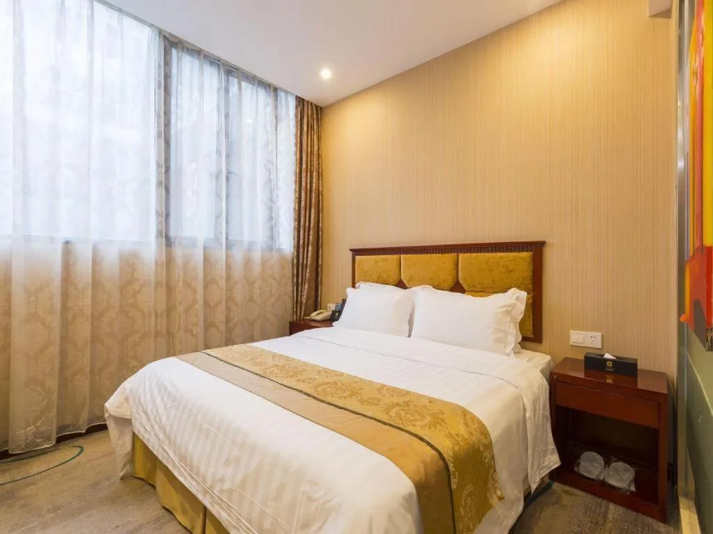 Bed in Junlai Hotel Pudong Airport Shanghai