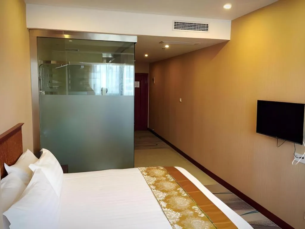 Bed in Junlai Hotel Pudong Airport Shanghai