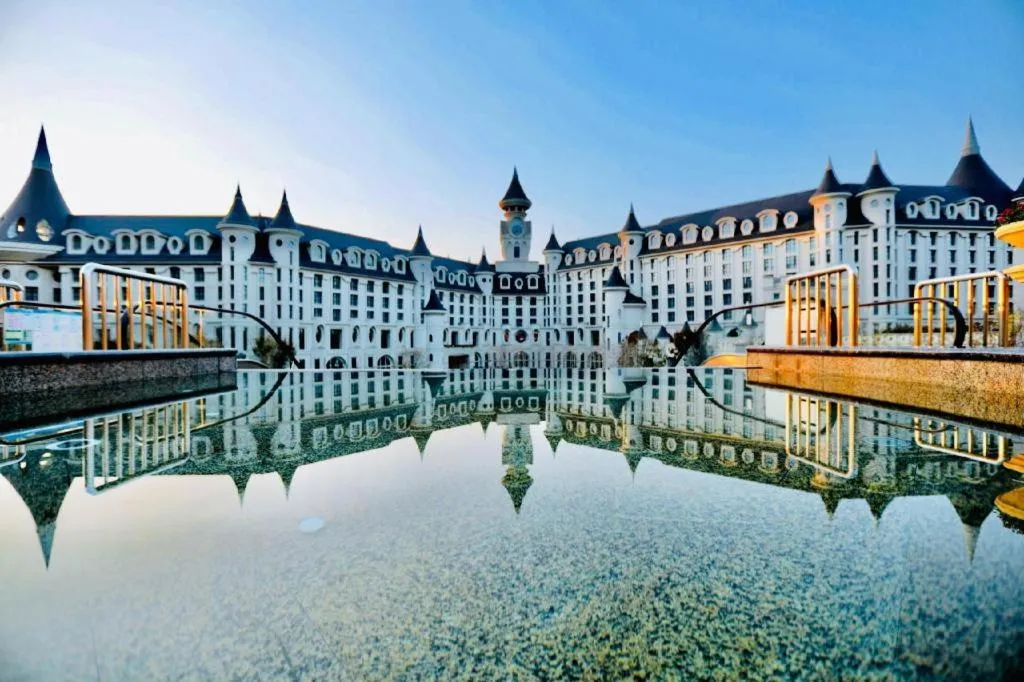 Yin Run Jin Jiang Castle Hotel