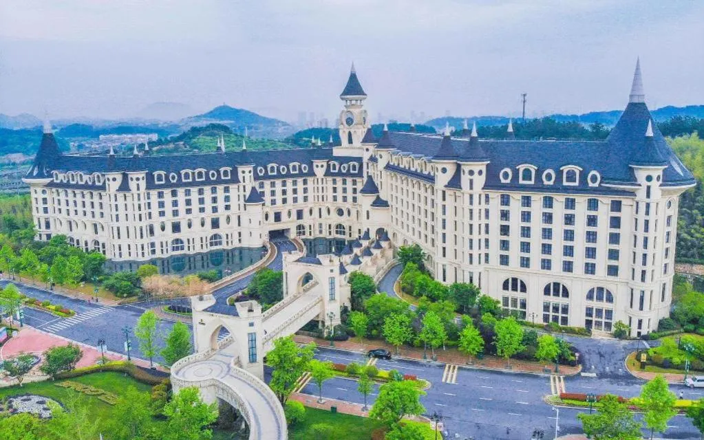 Yin Run Jin Jiang Castle Hotel