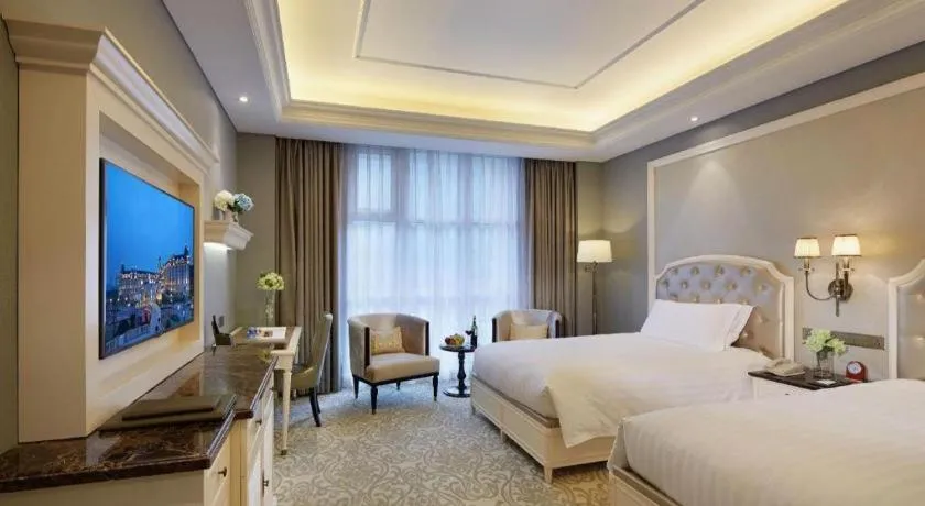 Yin Run Jin Jiang Castle Hotel