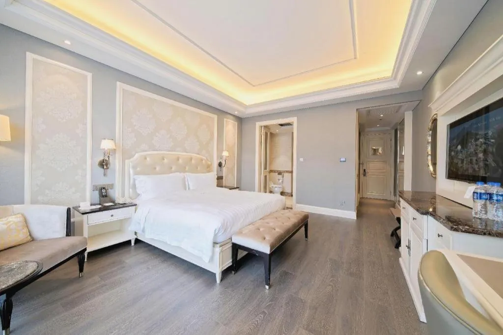 Bed in Yin Run Jin Jiang Castle Hotel