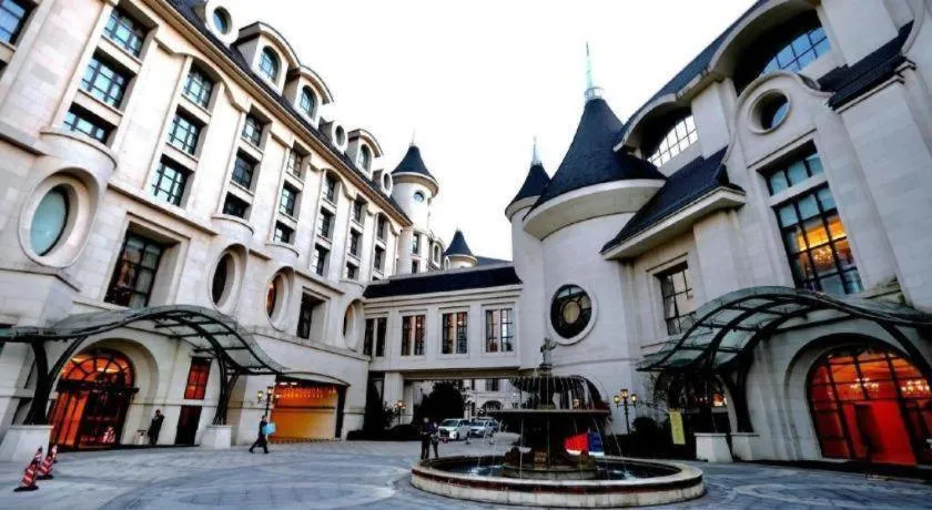 Yin Run Jin Jiang Castle Hotel