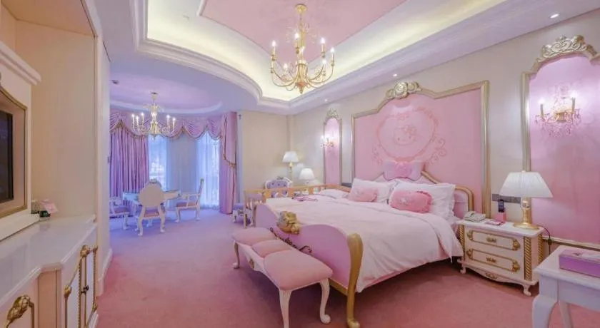 Bed in Yin Run Jin Jiang Castle Hotel