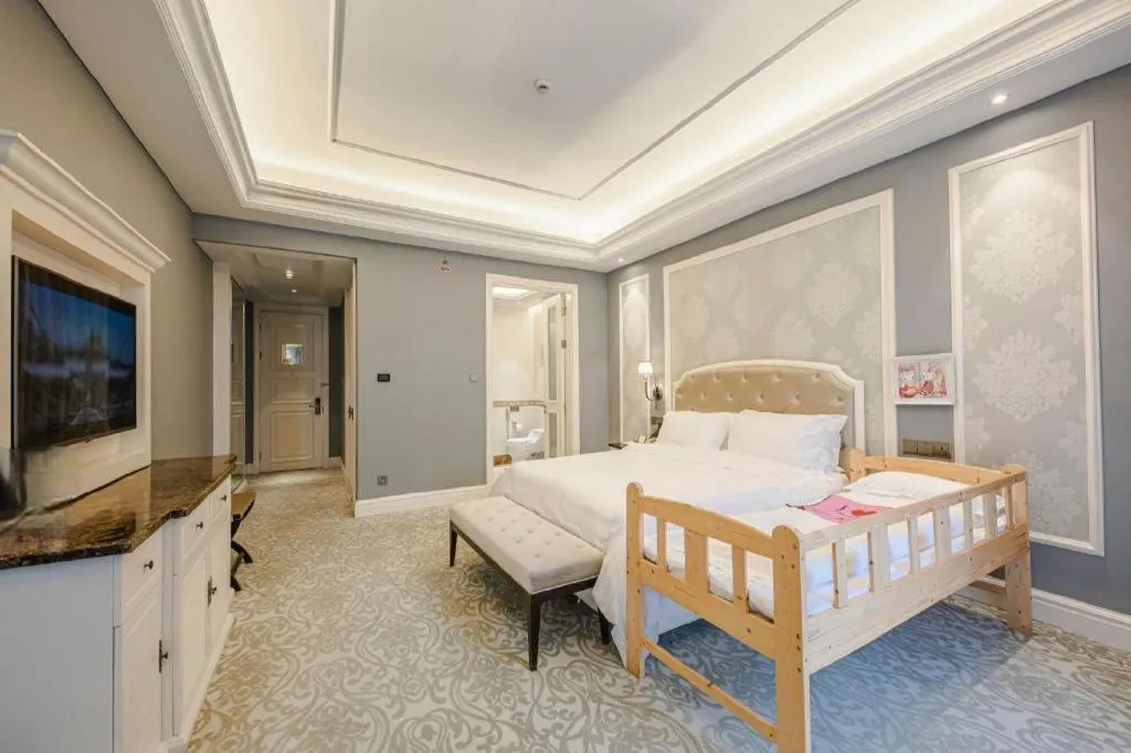 Yin Run Jin Jiang Castle Hotel