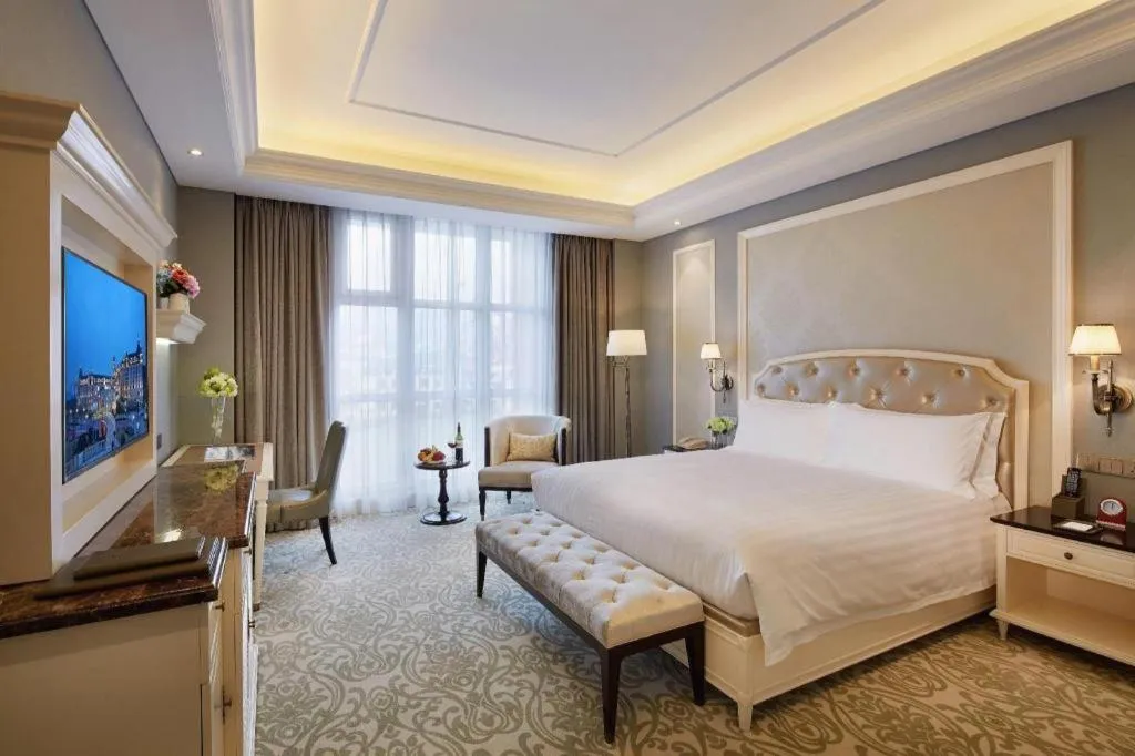 Bed in Yin Run Jin Jiang Castle Hotel