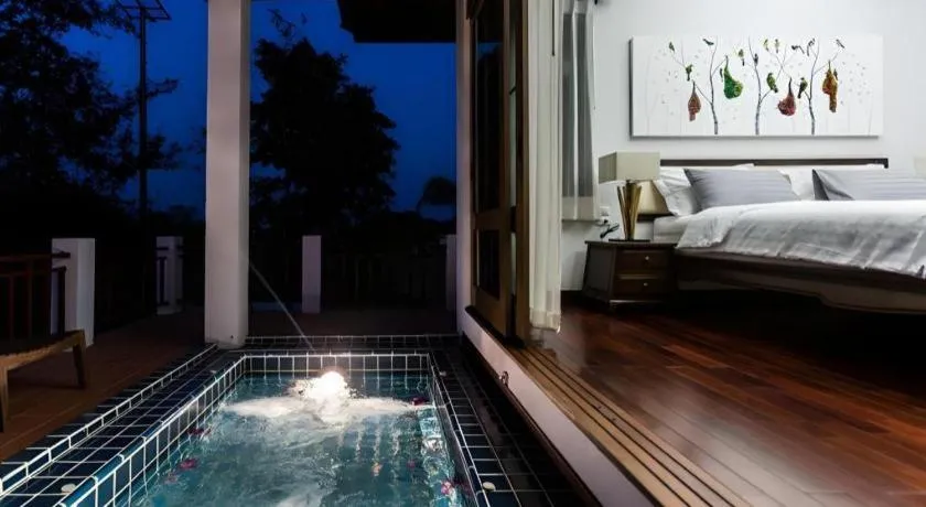 Bed in Doltara Boutique Resort