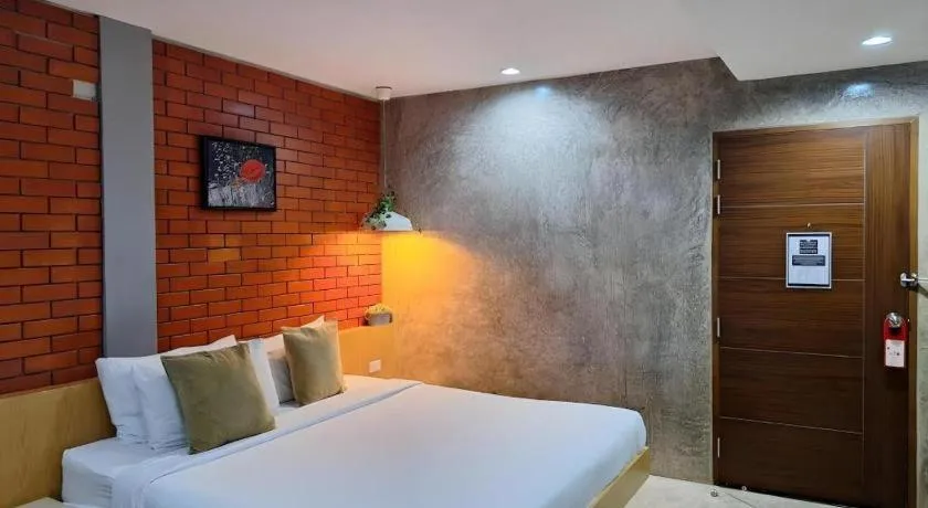 Bed in Journey Hostel Surat