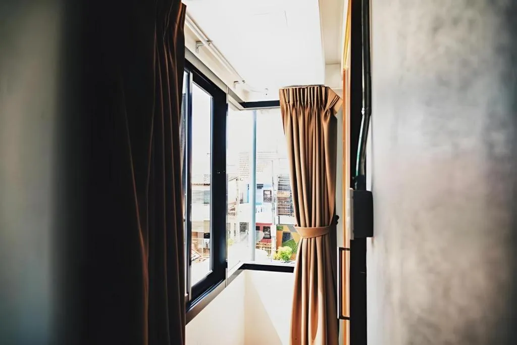 Journey Hostel Surat