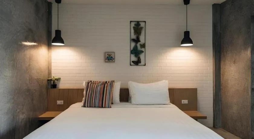 Bed in Journey Hostel Surat