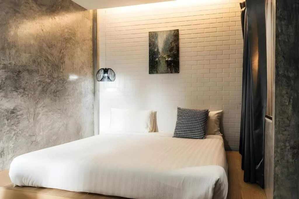 Bed in Journey Hostel Surat