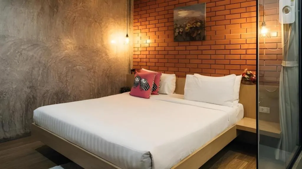 Bed in Journey Hostel Surat