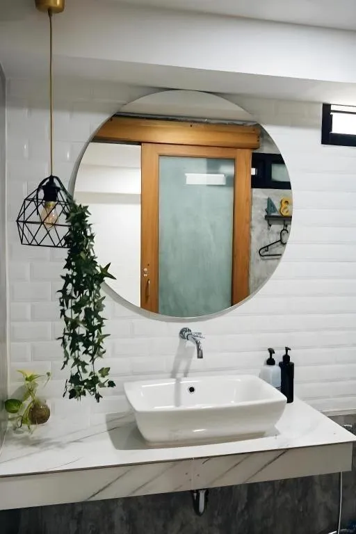 Journey Hostel Surat