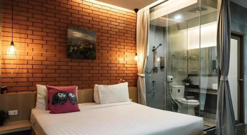 Bed in Journey Hostel Surat