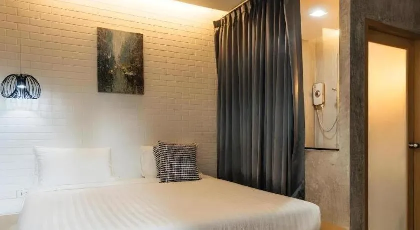 Bed in Journey Hostel Surat