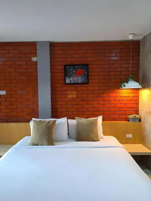 Bed in Journey Hostel Surat