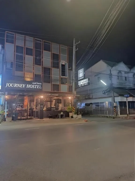 Journey Hostel Surat