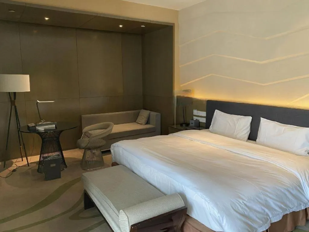 Bed in Urumqi Tianyuan Hotel