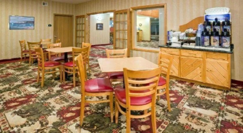Holiday Inn Express Munising-Lakeview Hotel By IHG