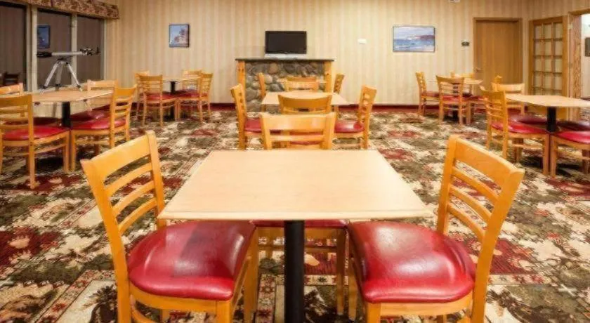 Holiday Inn Express Munising-Lakeview Hotel By IHG