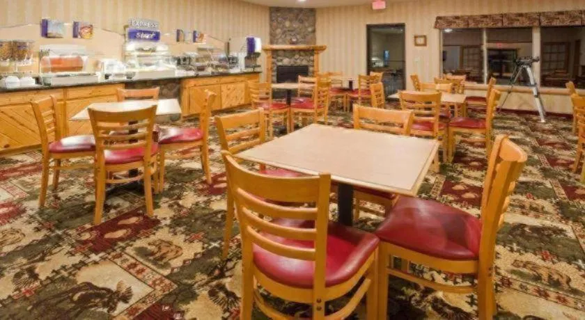 Holiday Inn Express Munising-Lakeview Hotel By IHG