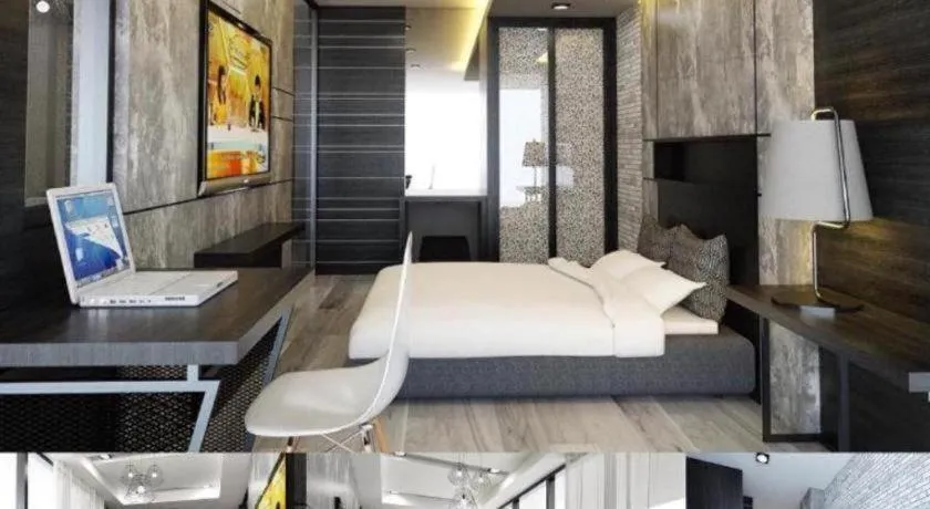 Bed in Alvarez Hotel