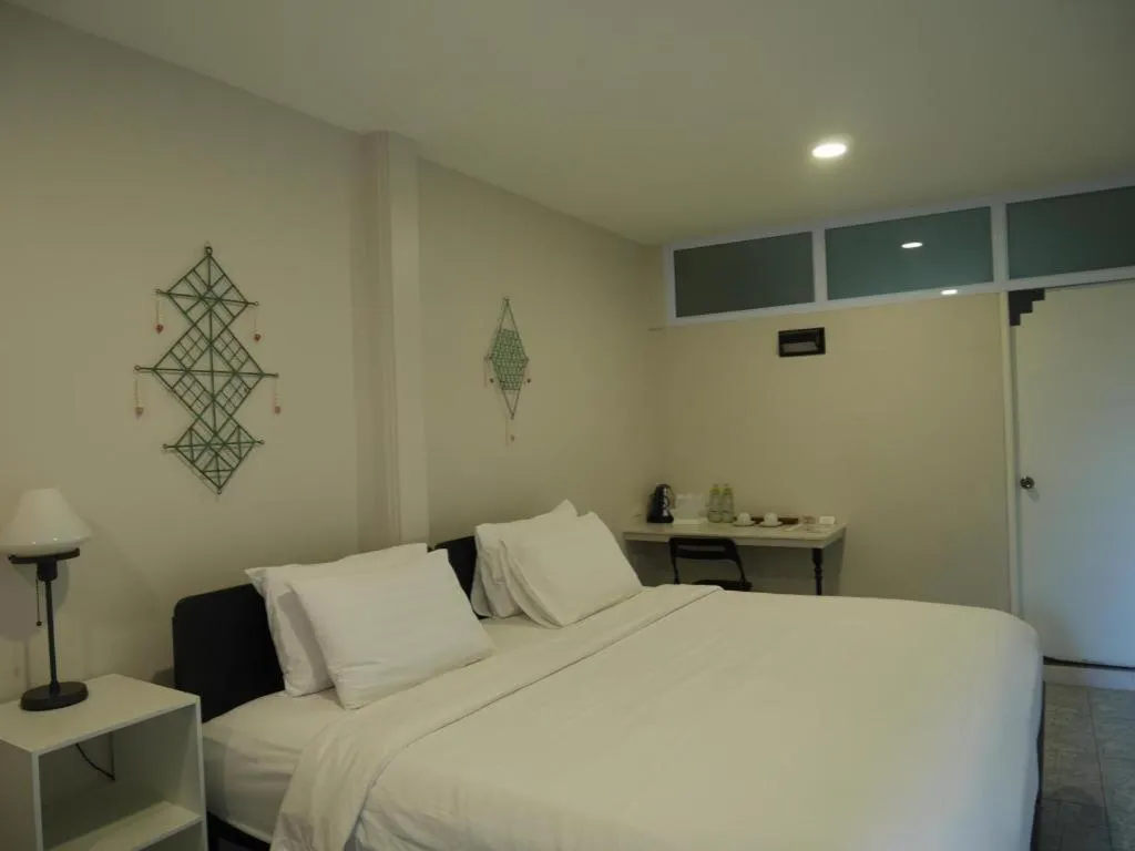 Bed in Silp-Pa Phra Nakhon Si Ayutthaya Hotel