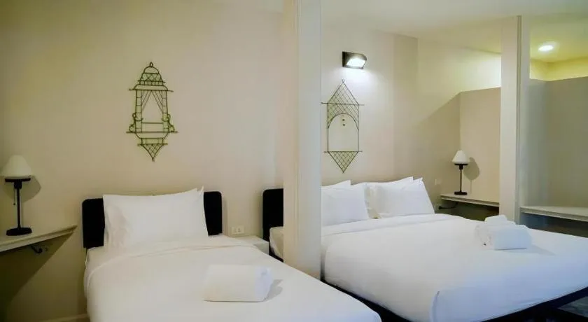 Bed in Silp-Pa Phra Nakhon Si Ayutthaya Hotel