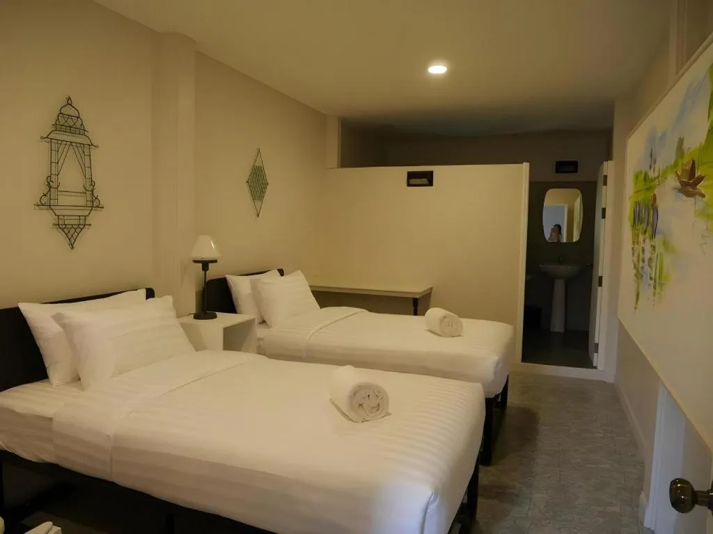 Bed in Silp-Pa Phra Nakhon Si Ayutthaya Hotel