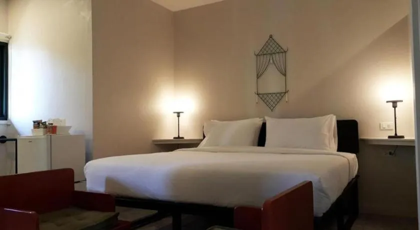 Bed in Silp-Pa Phra Nakhon Si Ayutthaya Hotel