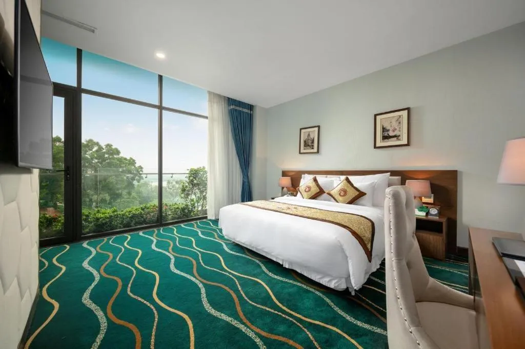 Bed in Phoenix Resort Bac Ninh