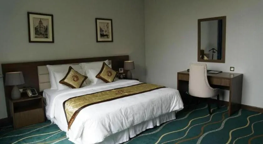 Bed in Phoenix Resort Bac Ninh