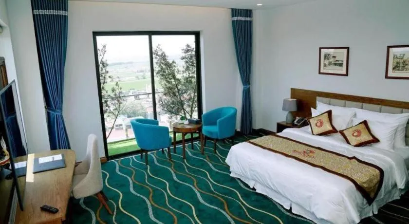 Bed in Phoenix Resort Bac Ninh