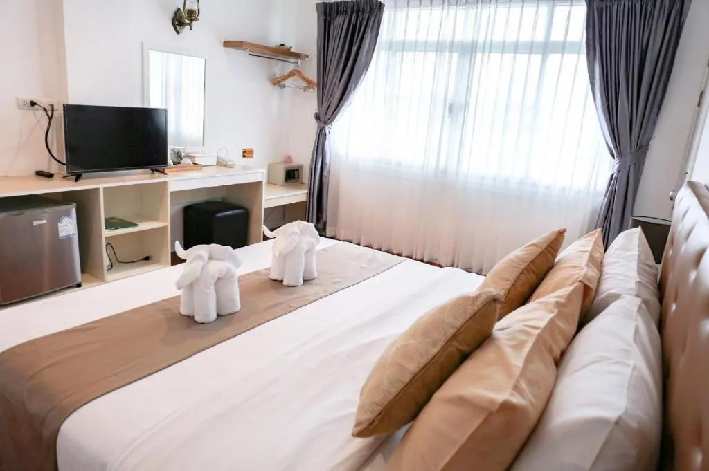 Bed in Rajapruek Place