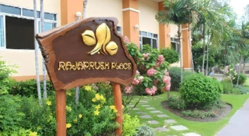 Rajapruek Place
