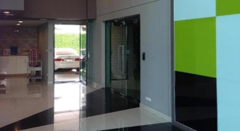 Bed in Ipremium Sukhumvit 81 Hotel